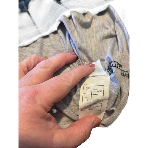 Star Wars Men's Black Disney Cruise Lines Detachable Cape Darth Vader T-Shirt XL - Picture 5 of 10